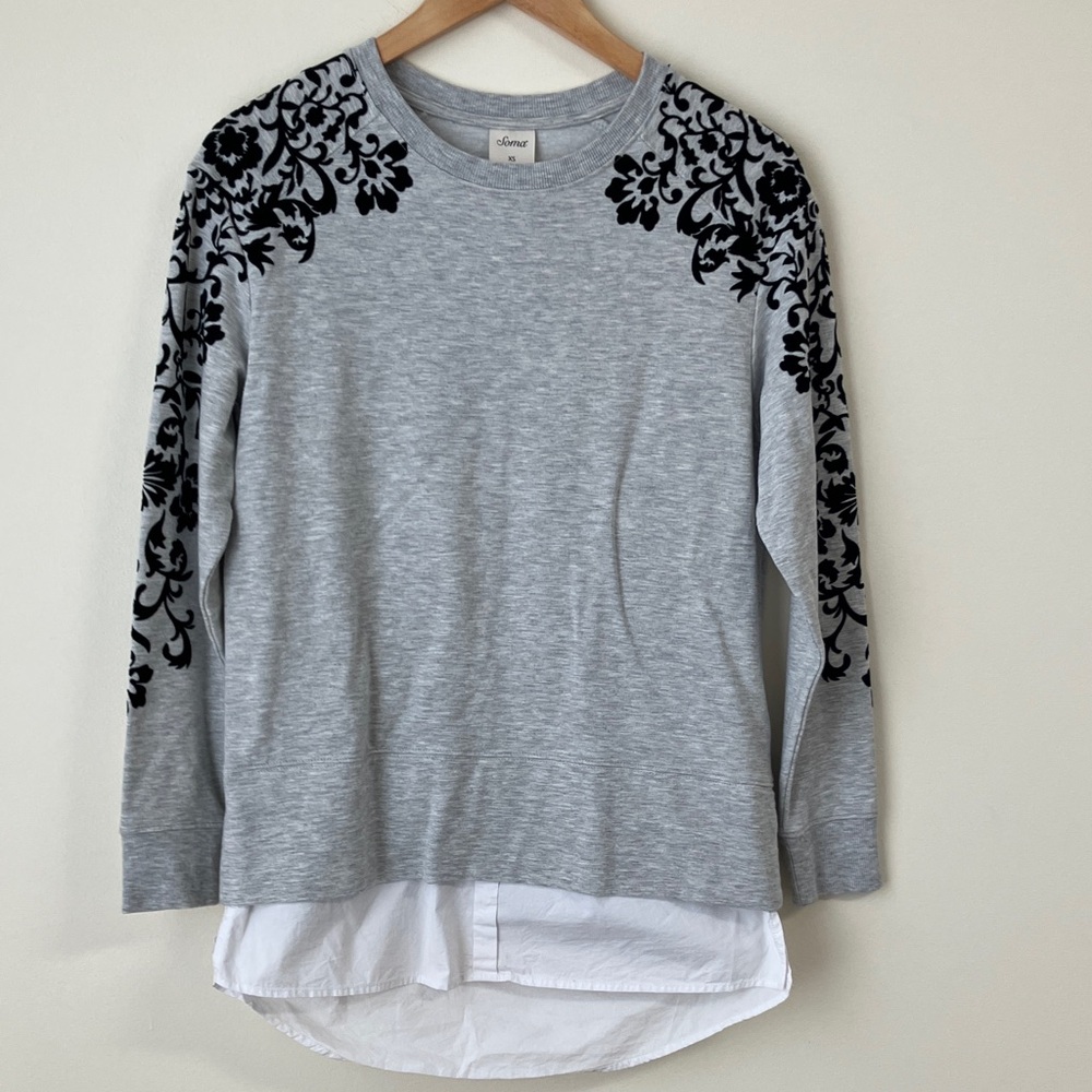 Soma Gray Sweater with Black Floral Design (oversized) Sz XS